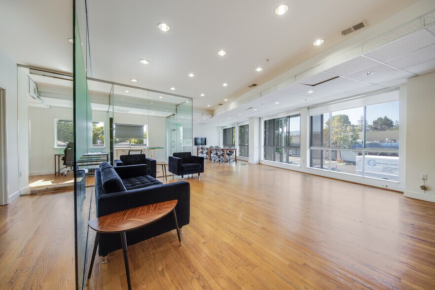 More Photos Of 2051 El Camino Real, Palo Alto Office Residential For Sale