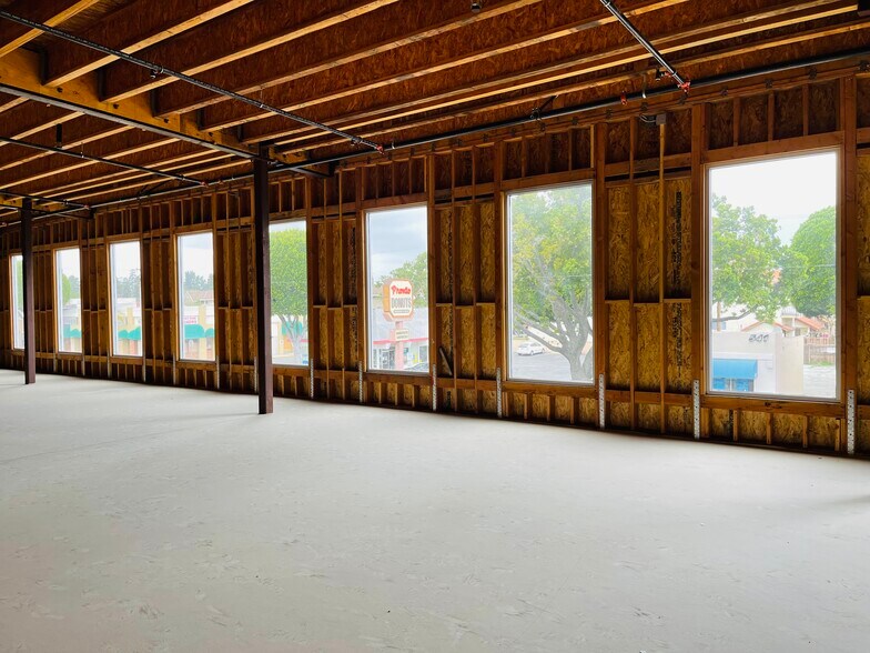 More Photos Of 550 W Garvey Ave, Monterey Park General Retail For Lease