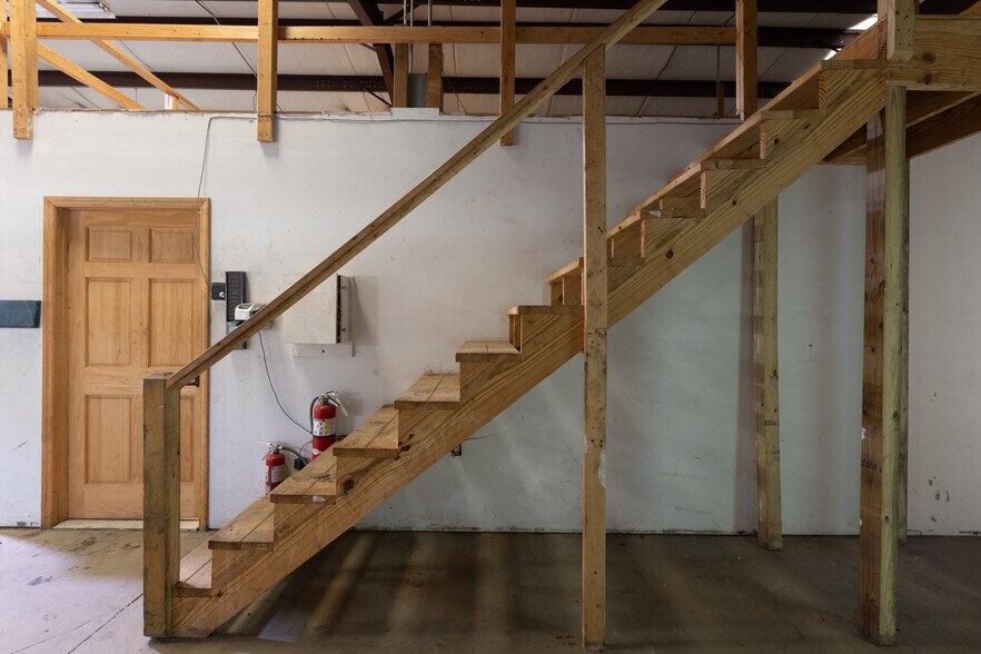 More Photos Of 2997 Spartanburg Hwy, East Flat Rock Warehouse For Sale