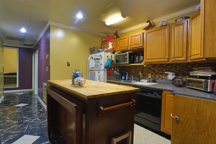 More Photos Of 801 W Broad St, Richmond Restaurant For Sale