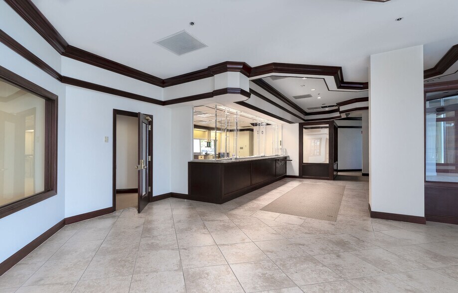More Photos Of 2503 Del Prado Blvd S, Cape Coral Medical For Lease