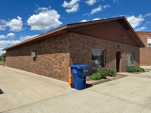 Primary Photo Of 310 Main St, Scribner Storefront For Sale