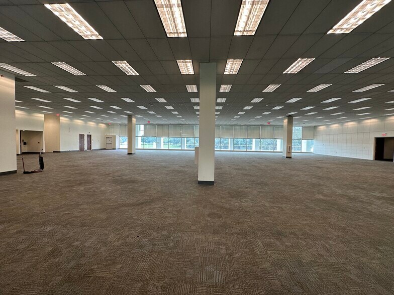More Photos Of 1000 AAA Dr, Heathrow Office For Lease