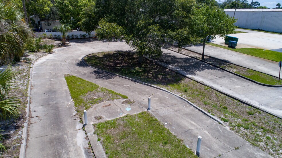 More Photos Of 223 Ridgewood Ave, Holly Hill Land For Sale