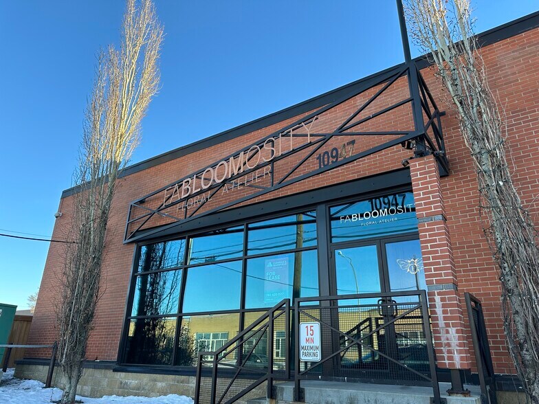 More Photos Of 10939 120th St NW, Edmonton General Retail For Lease
