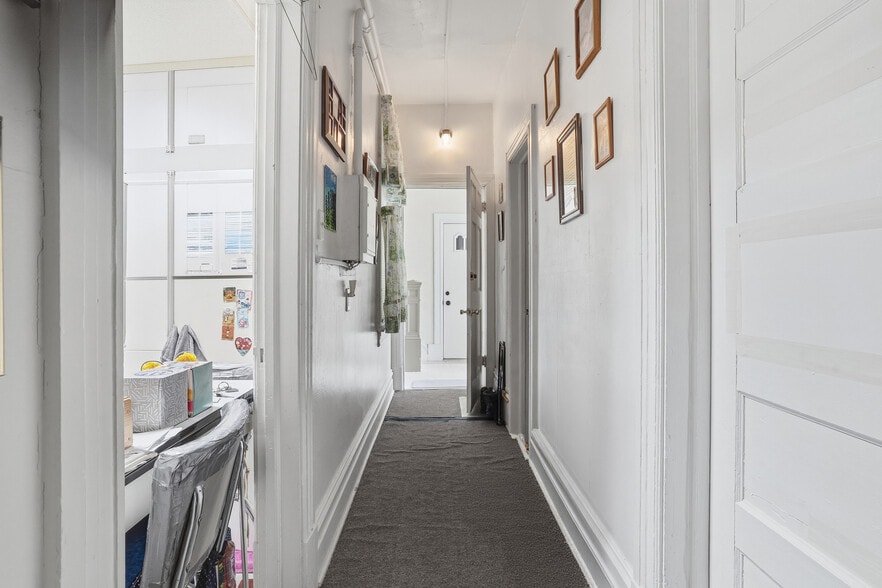 More Photos Of 10 Chesapeake St, Lyndora Apartments For Sale