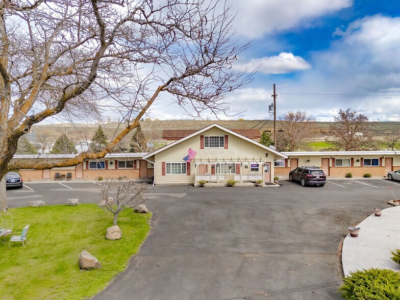 More Photos Of 609 E 1st Ave, Odessa Hospitality For Sale