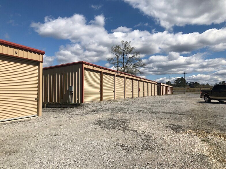 More Photos Of 1882 Highway 69 S, Lumberton Self Storage For Sale