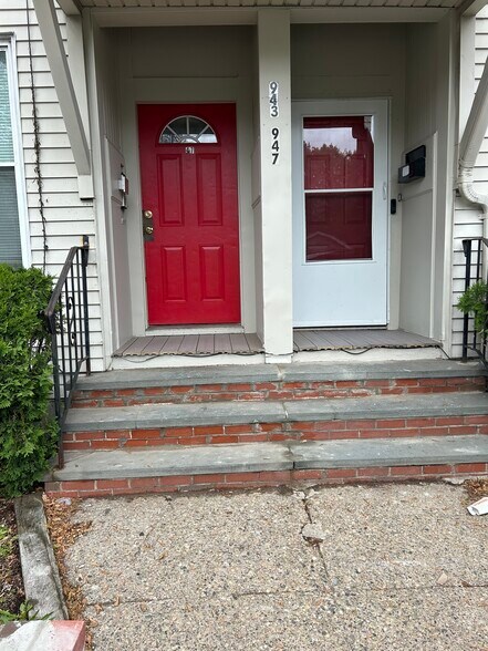 More Photos Of 943-949 River St, Boston Apartments For Sale