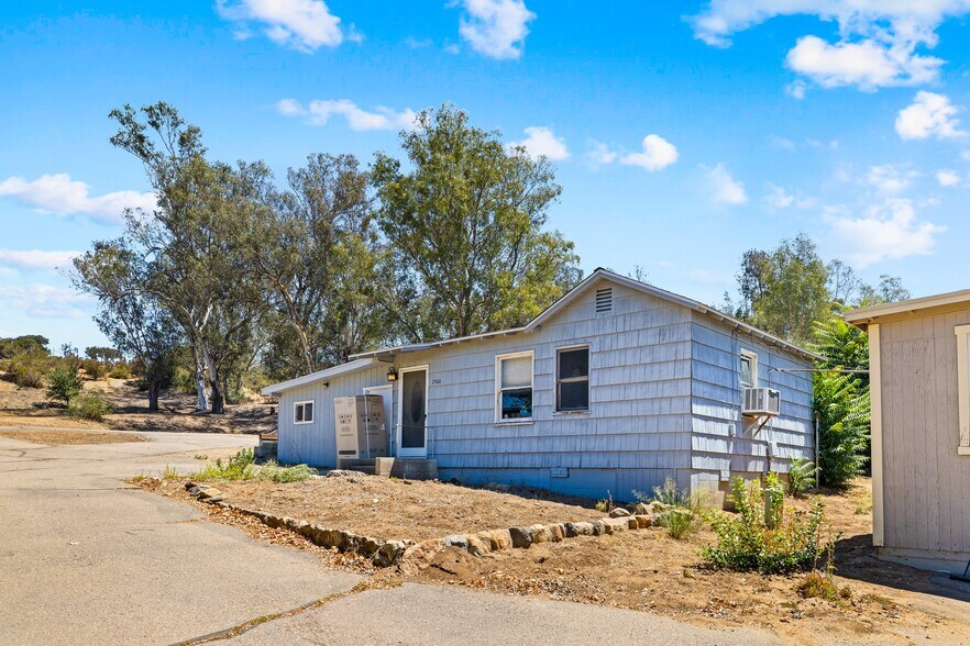 More Photos Of 2562 Alpine Blvd, Alpine Storefront Retail Residential For Sale