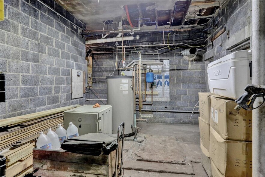 More Photos Of 655 Route 61, Orwigsburg Restaurant For Sale