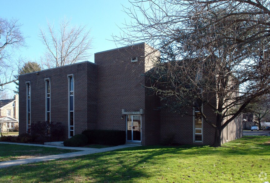 More Photos Of 2006 Swede Rd, Norristown Office For Lease