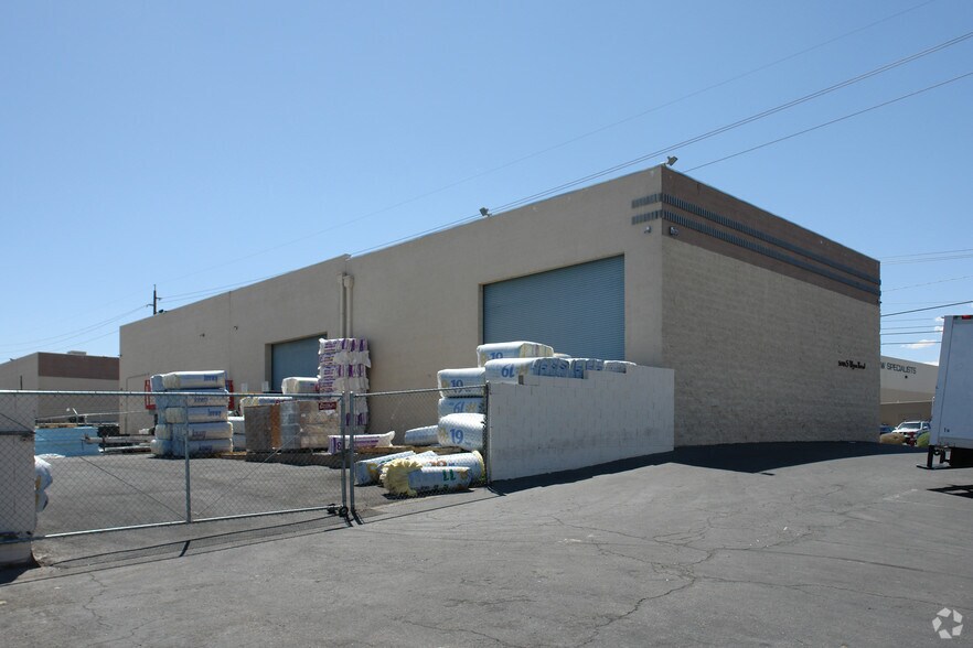 More Photos Of 5830 Wynn Rd, Las Vegas Unknown For Lease
