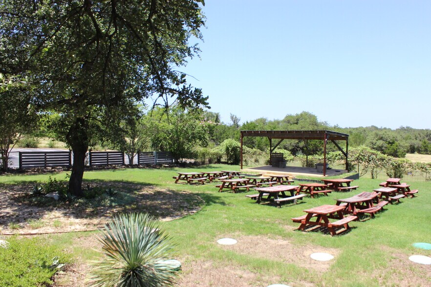 More Photos Of 18800 Hamilton Pool Rd, Dripping Springs Storefront Retail Office For Lease