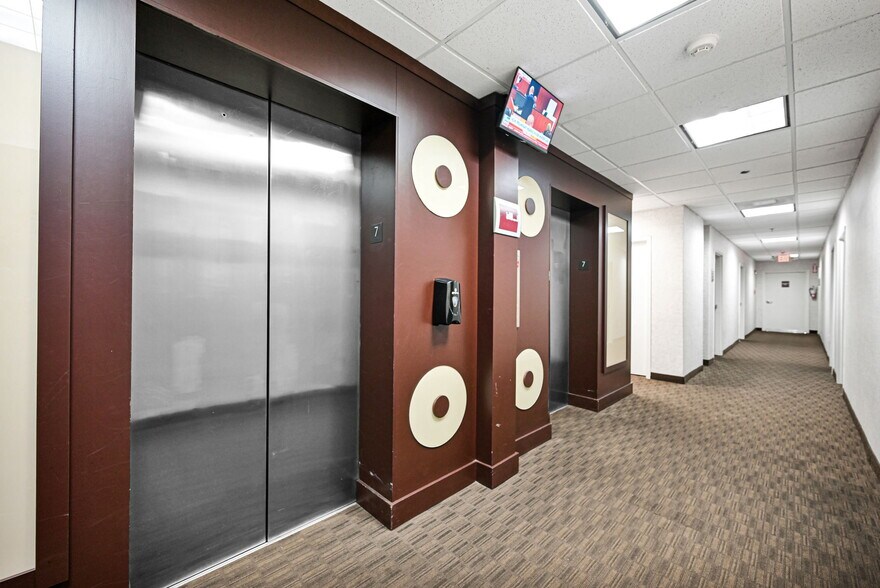 More Photos Of 12550 Biscayne Blvd, North Miami Medical For Sale