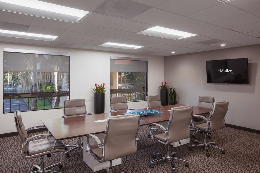 More Photos Of 3400 Torrance Blvd, Torrance Unknown For Lease