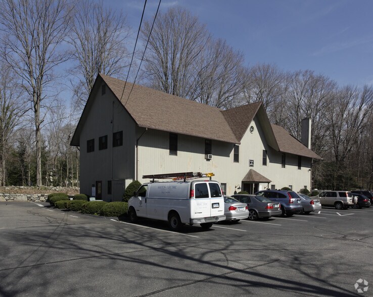 More Photos Of 196 Danbury Rd, Wilton Office For Sale