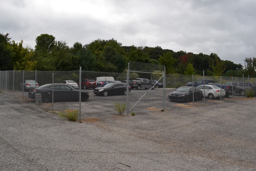 More Photos Of 4028 Hanover Pike, Manchester Auto Repair For Sale