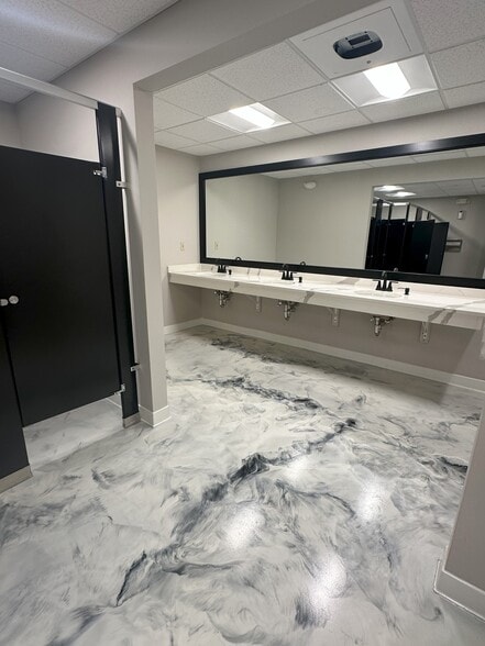 More Photos Of 9 Industrial Rd, Milford Office For Sale