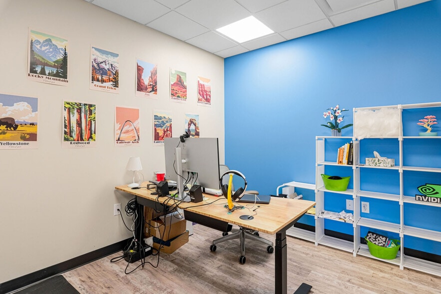 More Photos Of 877 N 100 E, Lehi Office For Sale