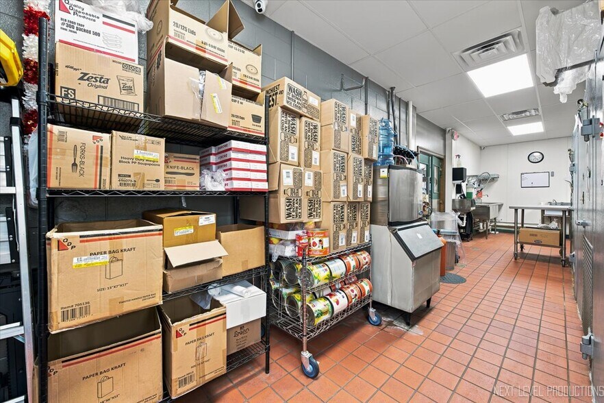 More Photos Of 227 W Wilson St, Batavia Restaurant For Sale