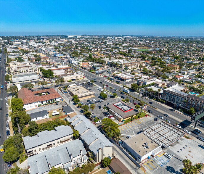 More Photos Of 605-619 W Manchester Blvd, Inglewood Unknown For Lease