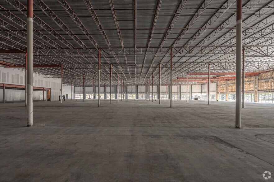 More Photos Of 2323 Clear Lake City Blvd, Houston Unknown For Lease