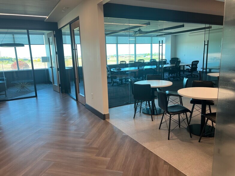More Photos Of 12200 N Ambassador Dr, Kansas City Medical For Lease