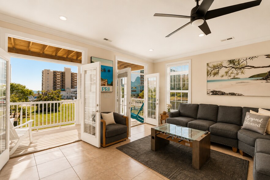 More Photos Of 4620 Surf St, North Myrtle Beach Apartments For Sale