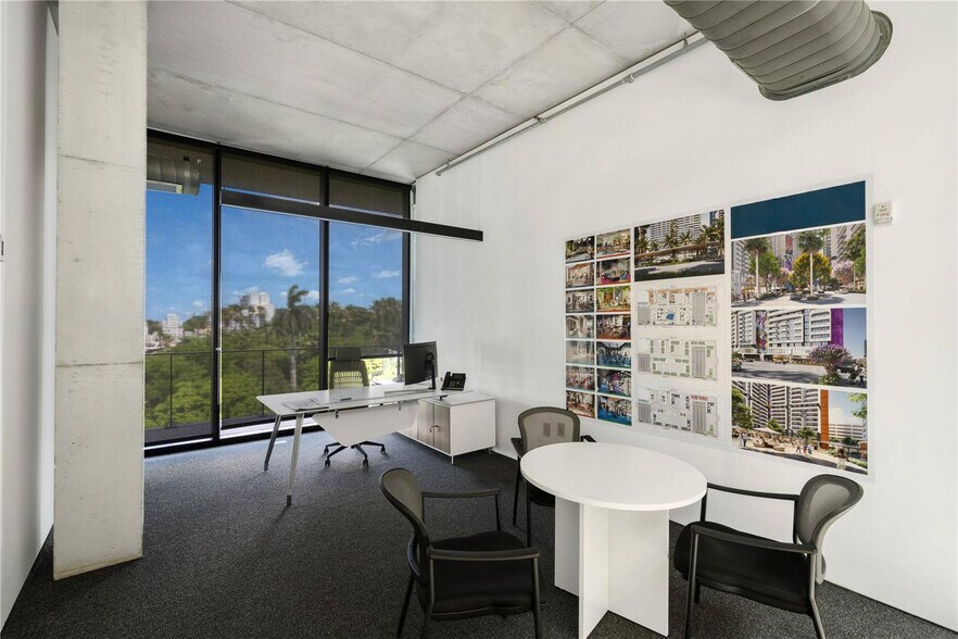 More Photos Of 528 NW 7th Ave, Miami Office For Sale