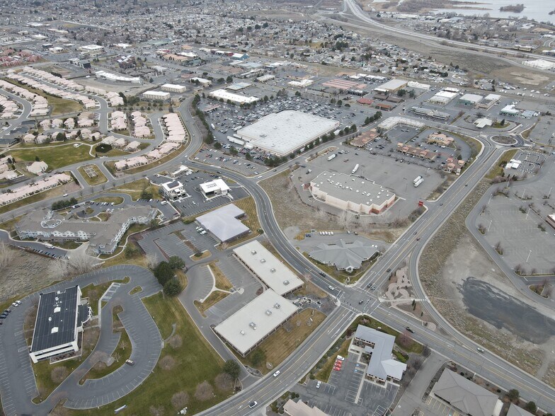 More Photos Of 8203 W Quinault Ave, Kennewick Office For Lease