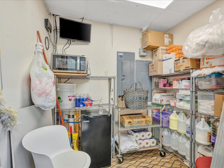 More Photos Of 105 Champions Dr, Lufkin Fast Food For Sale