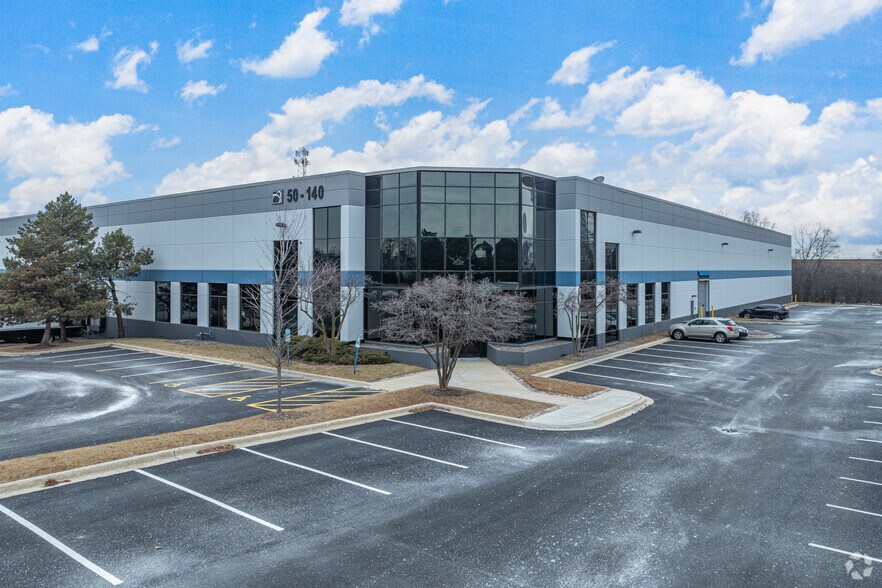 Primary Photo Of 50-140 Exchange Blvd, Glendale Heights Warehouse For Lease