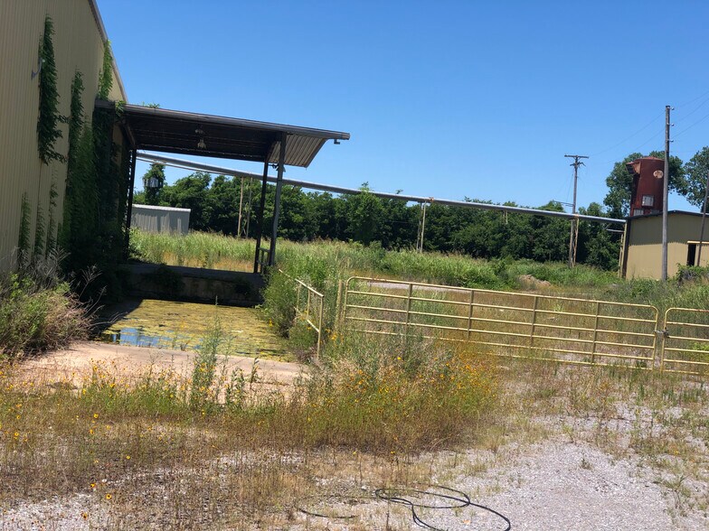 More Photos Of 201 N First, West Helena Manufacturing For Sale