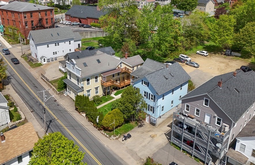 Primary Photo Of 9-11 Maple St, Spencer Multifamily For Sale
