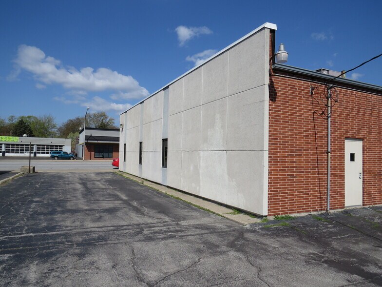 More Photos Of 7131-7139 Indianapolis Blvd, Hammond Medical For Lease