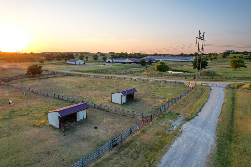 More Photos Of 5871 Roper Rd, Sperry Land For Sale