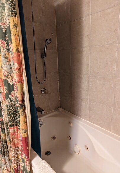 More Photos Of 12520 State St, Atlanta Hotel For Sale