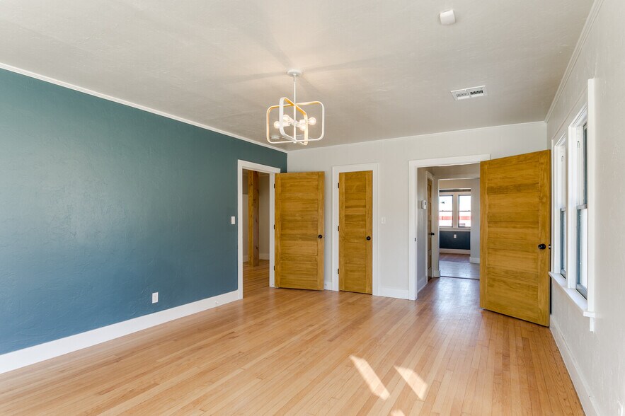 More Photos Of 608 E Eubanks St, Oklahoma City Office For Sale