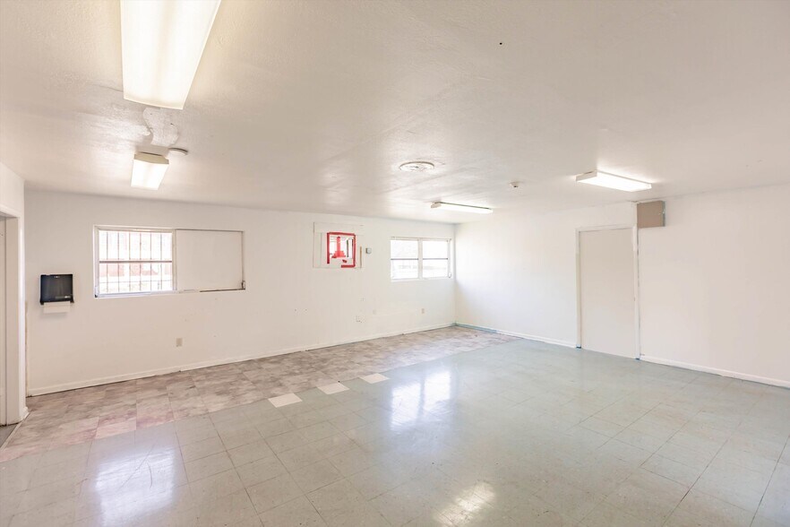 More Photos Of 601 W Canal St N, Belle Glade Daycare Center For Sale