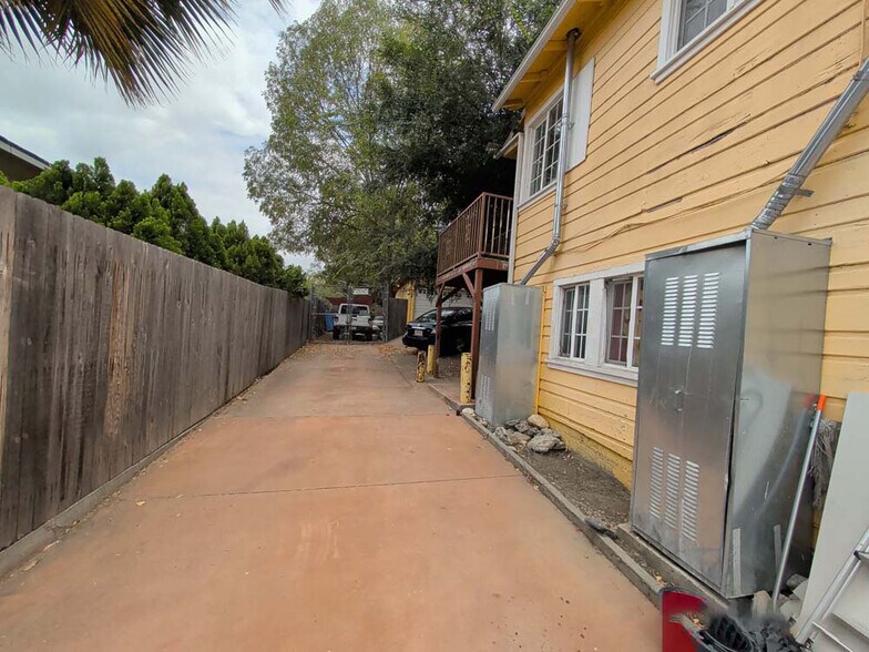 More Photos Of 4790 Academy St, Los Angeles Apartments For Sale