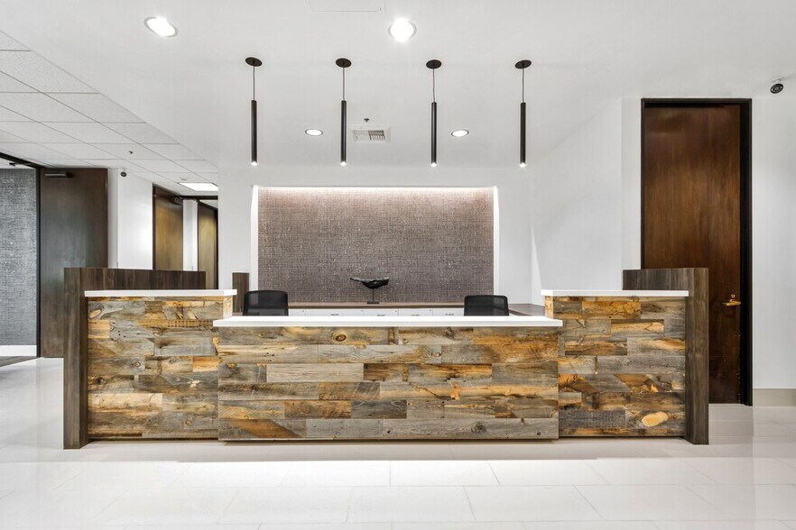 More Photos Of 3780 Kilroy Airport Way, Long Beach Coworking Space