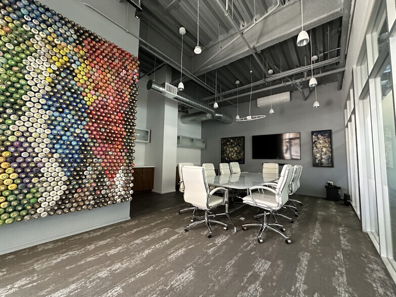 More Photos Of 800 E 12th St, Los Angeles Office For Sale