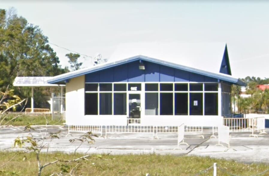 More Photos Of 902 N Semoran Blvd, Orlando Auto Dealership For Sale