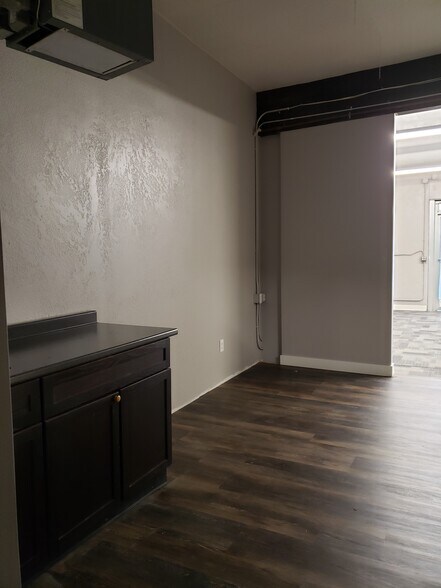 More Photos Of 21505 SE Renton Maple Valley Rd, Maple Valley Storefront Retail Office For Sale