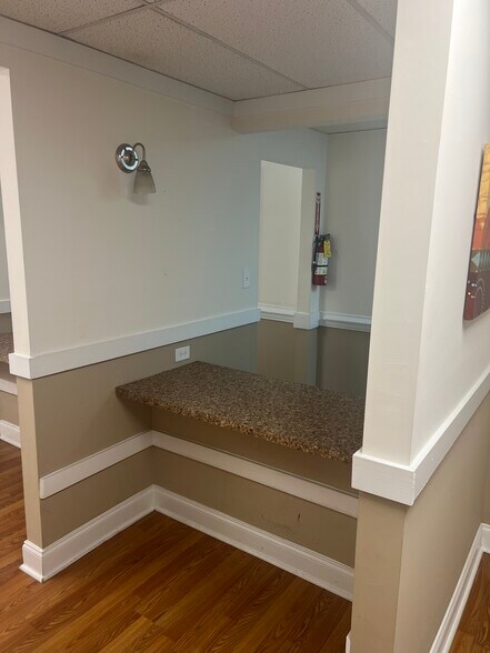 More Photos Of 717 Ward Blvd, Wilson Office For Lease
