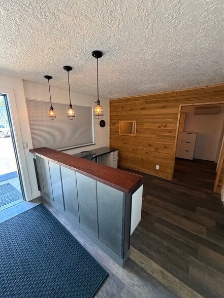 More Photos Of 9122-9124 SE 67th Ave, Portland Unknown For Lease