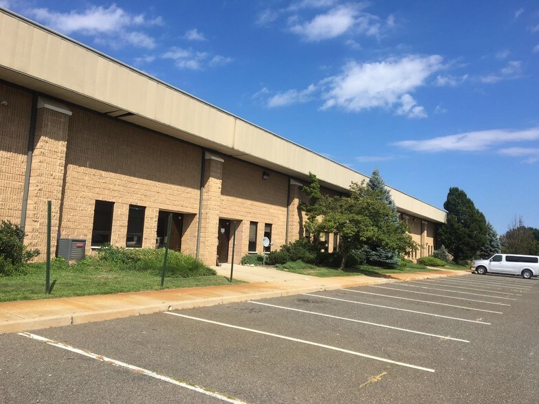 Primary Photo Of 150 Oberlin Ave N, Lakewood Warehouse For Lease