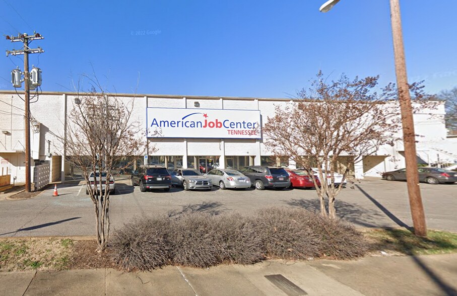 Primary Photo Of 1627 Poplar Ave, Memphis Unknown For Lease