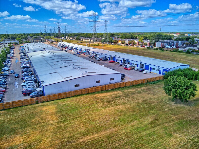More Photos Of 11450 Bissonnet St, Houston Warehouse For Lease